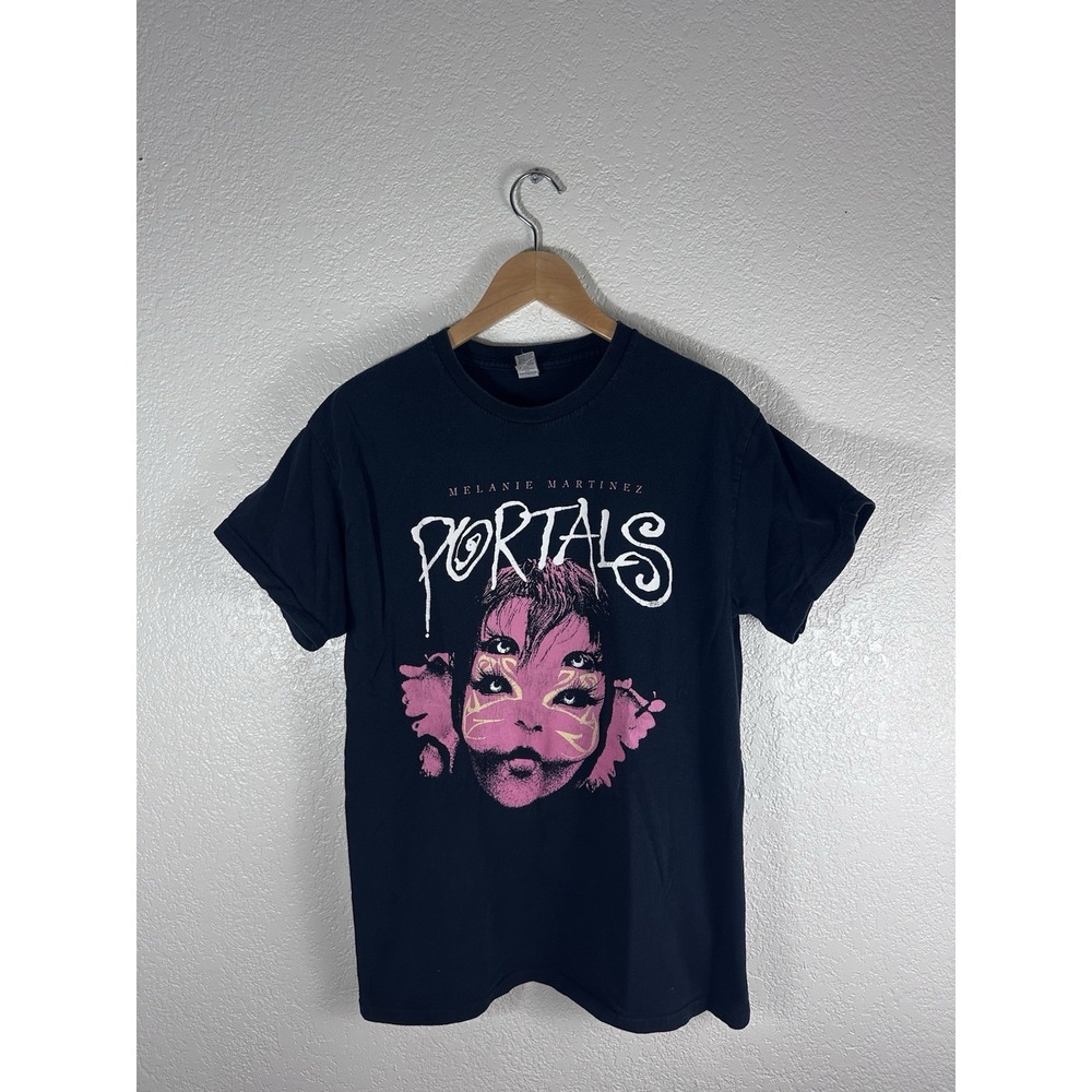 Melanie Martinez Portals Tour Graphic Band T-Shirt Black Men's Medium